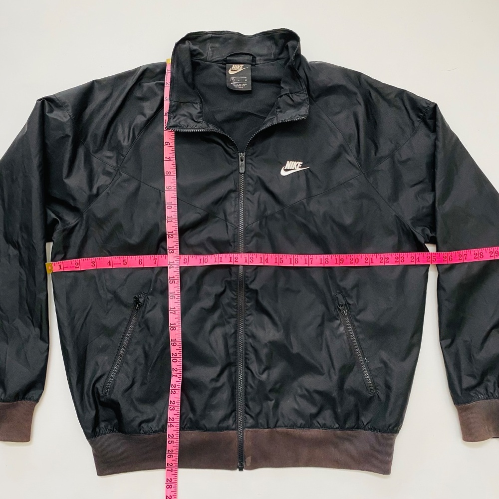 Nike Windbreaker Track Black Jacket, men’s medium - Picture 8 of 8